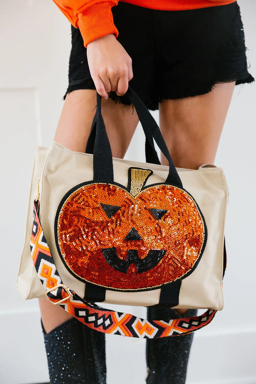 HALLOWEEN SEASON TOTE BAGS
