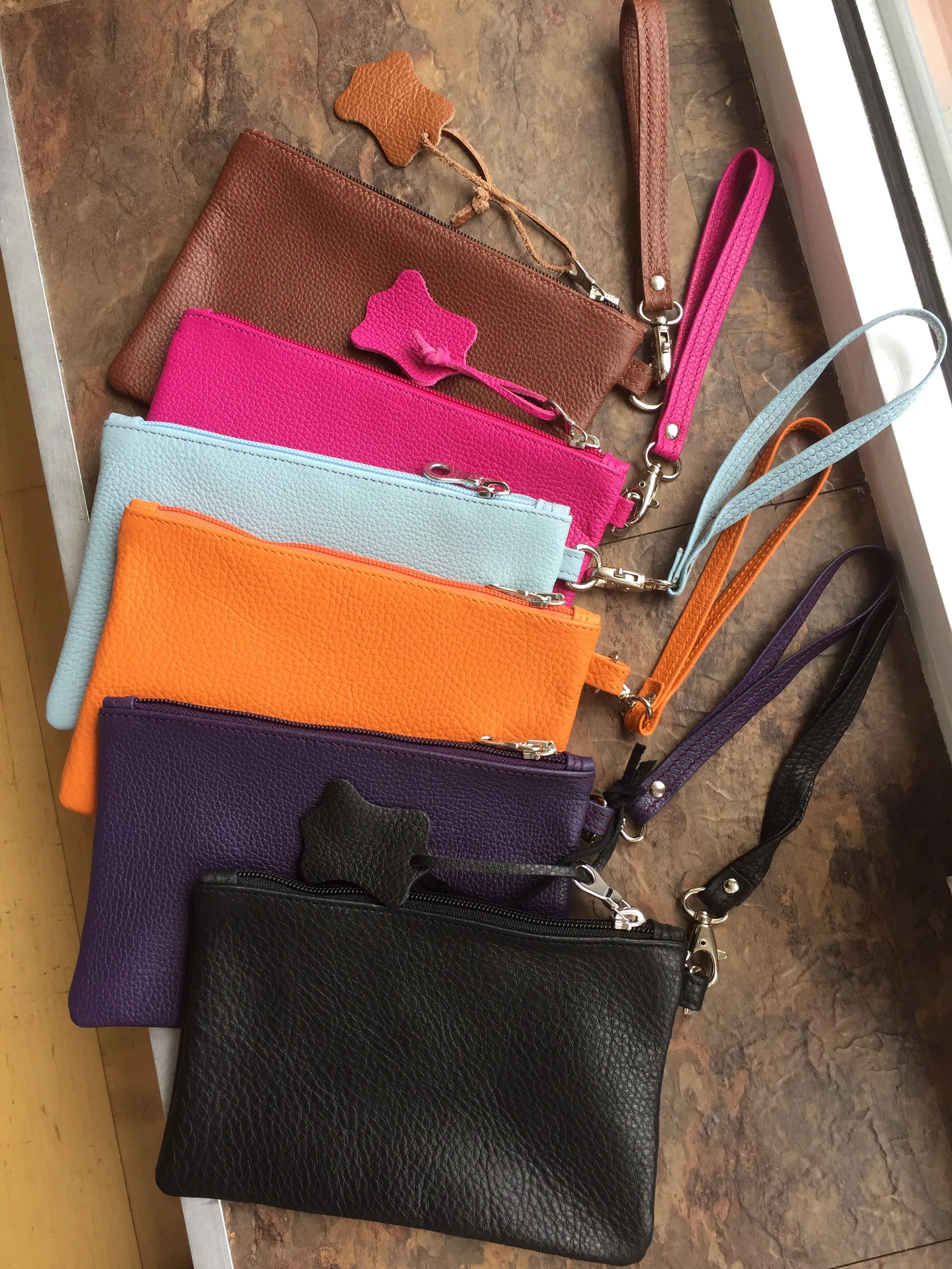 Viaggi Leather Wrist Pouch (Made In England)